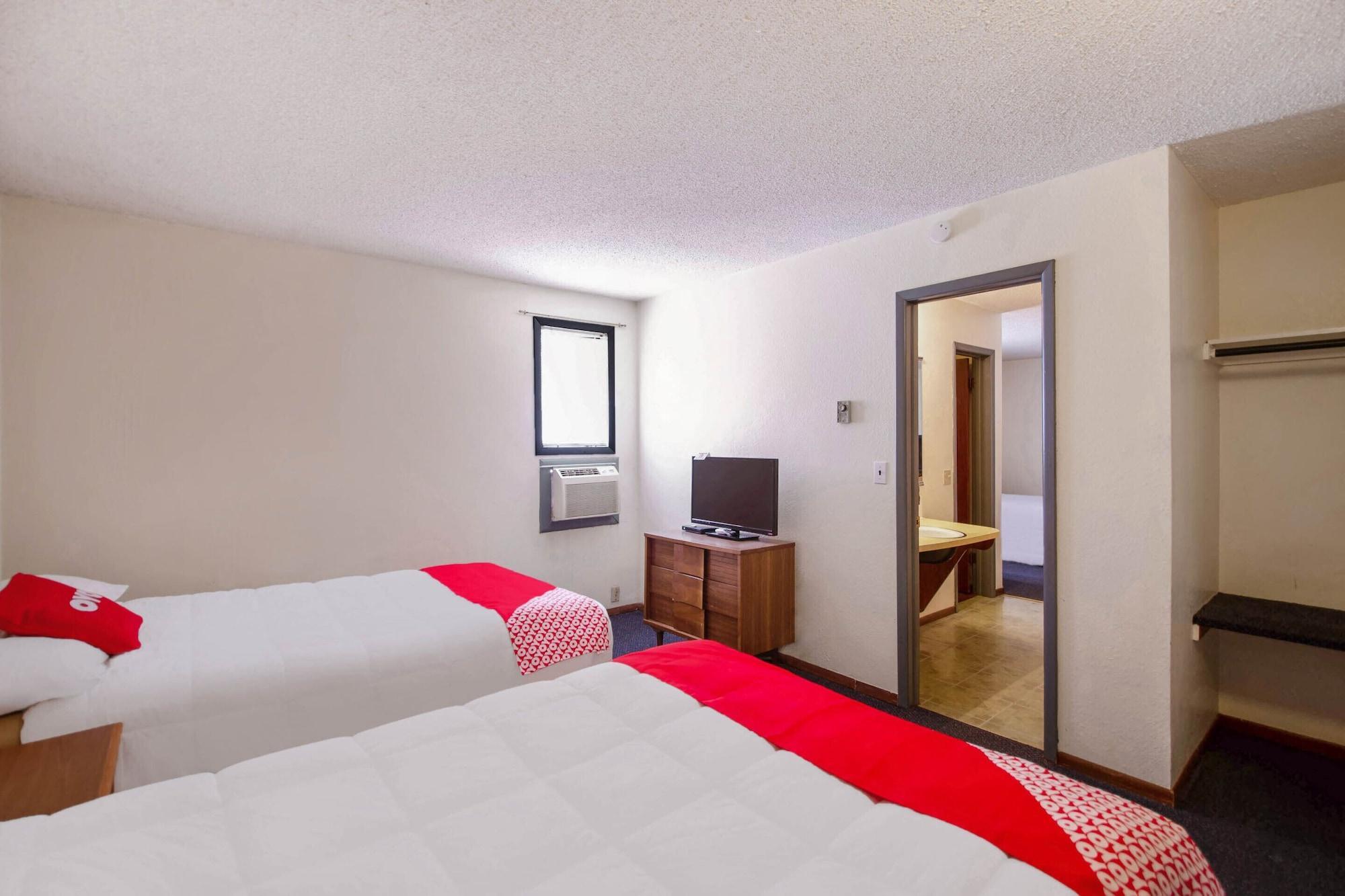 Oyo Hotel Cheyenne Wells - Us 40 Eksteriør billede