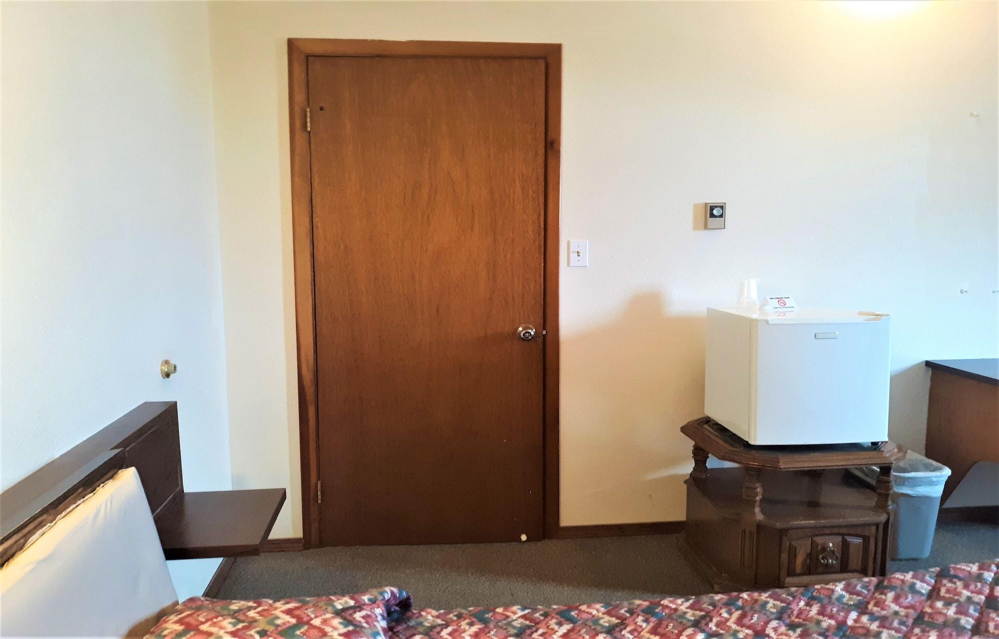 Oyo Hotel Cheyenne Wells - Us 40 Eksteriør billede