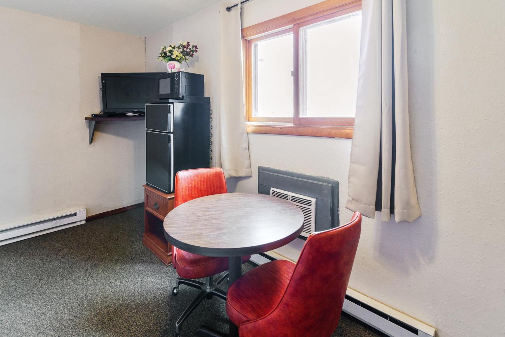 Oyo Hotel Cheyenne Wells - Us 40 Eksteriør billede